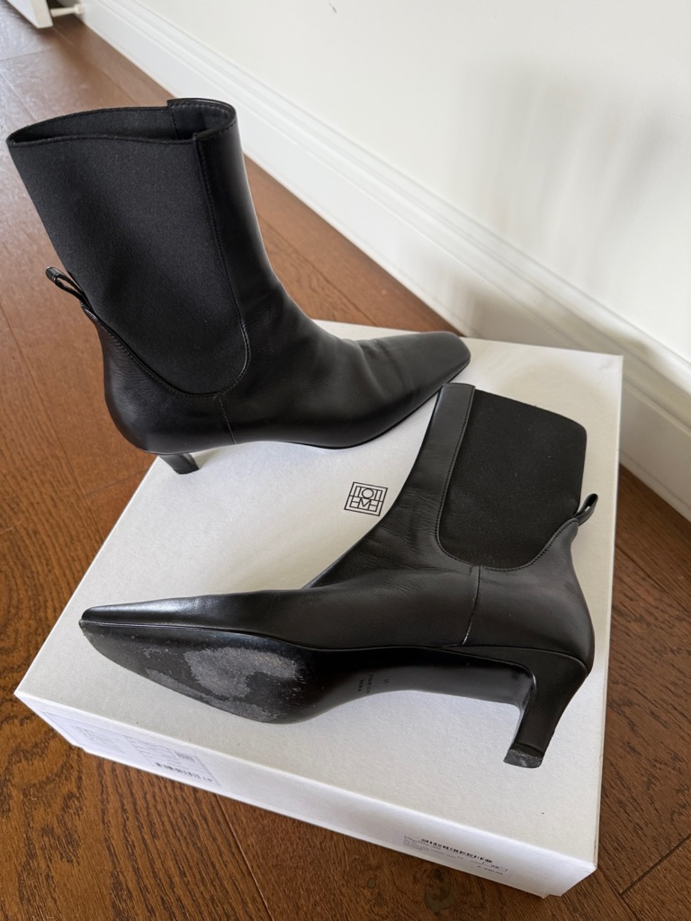 Toteme The Mid-Heel Leather Boots - size EU 38 - black